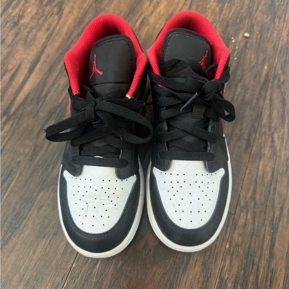 Air Jordan 1 Low Youth